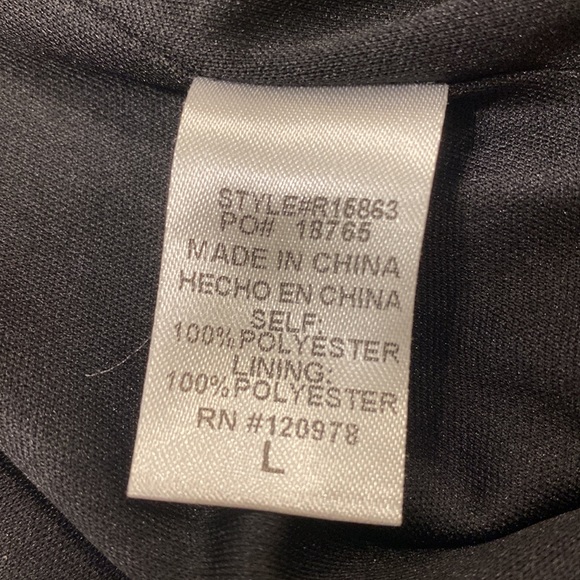 Fourteen & 9th Women’s Romper Size Large - Picture 9 of 11